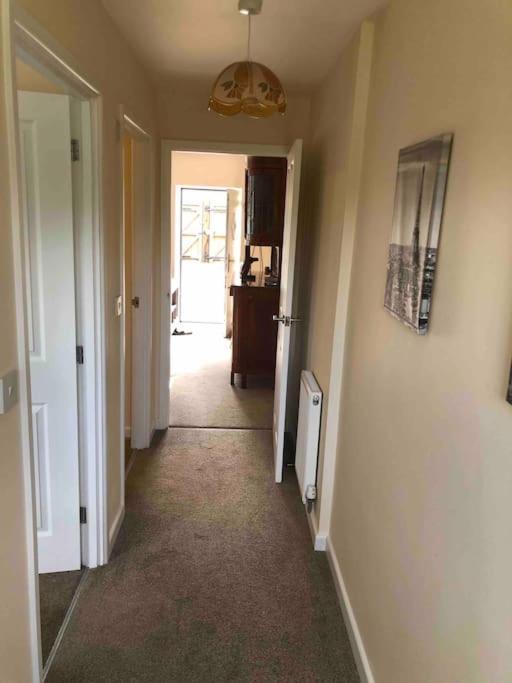 Entire Guest Suite With Gated Property Broad Blunsdon Exterior foto